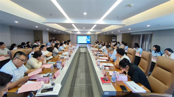大专宣讲1.jpg